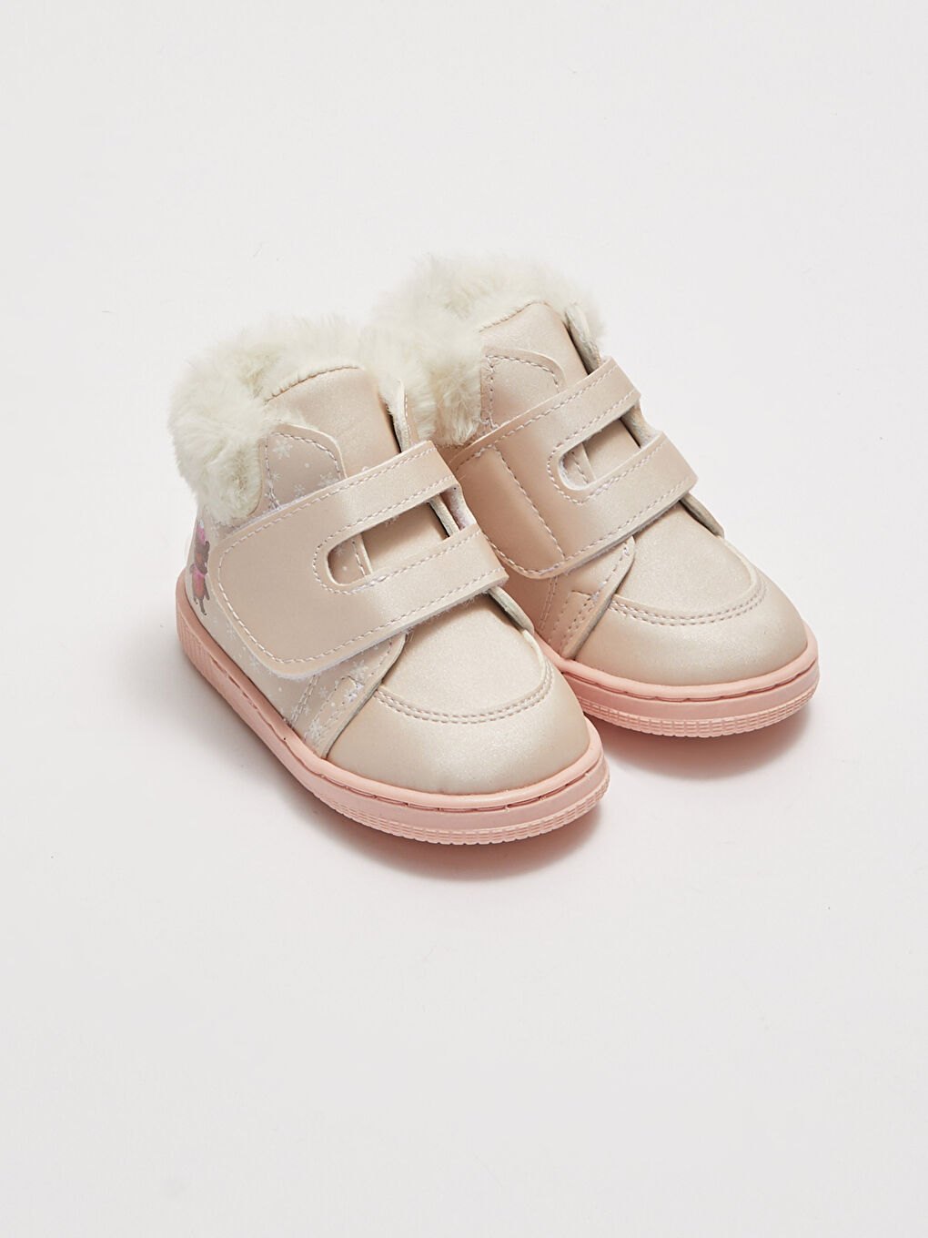 Pembe Deri Görünümlü Cırt Cırtlı Kız Bebek Yürüme Öncesi Bot