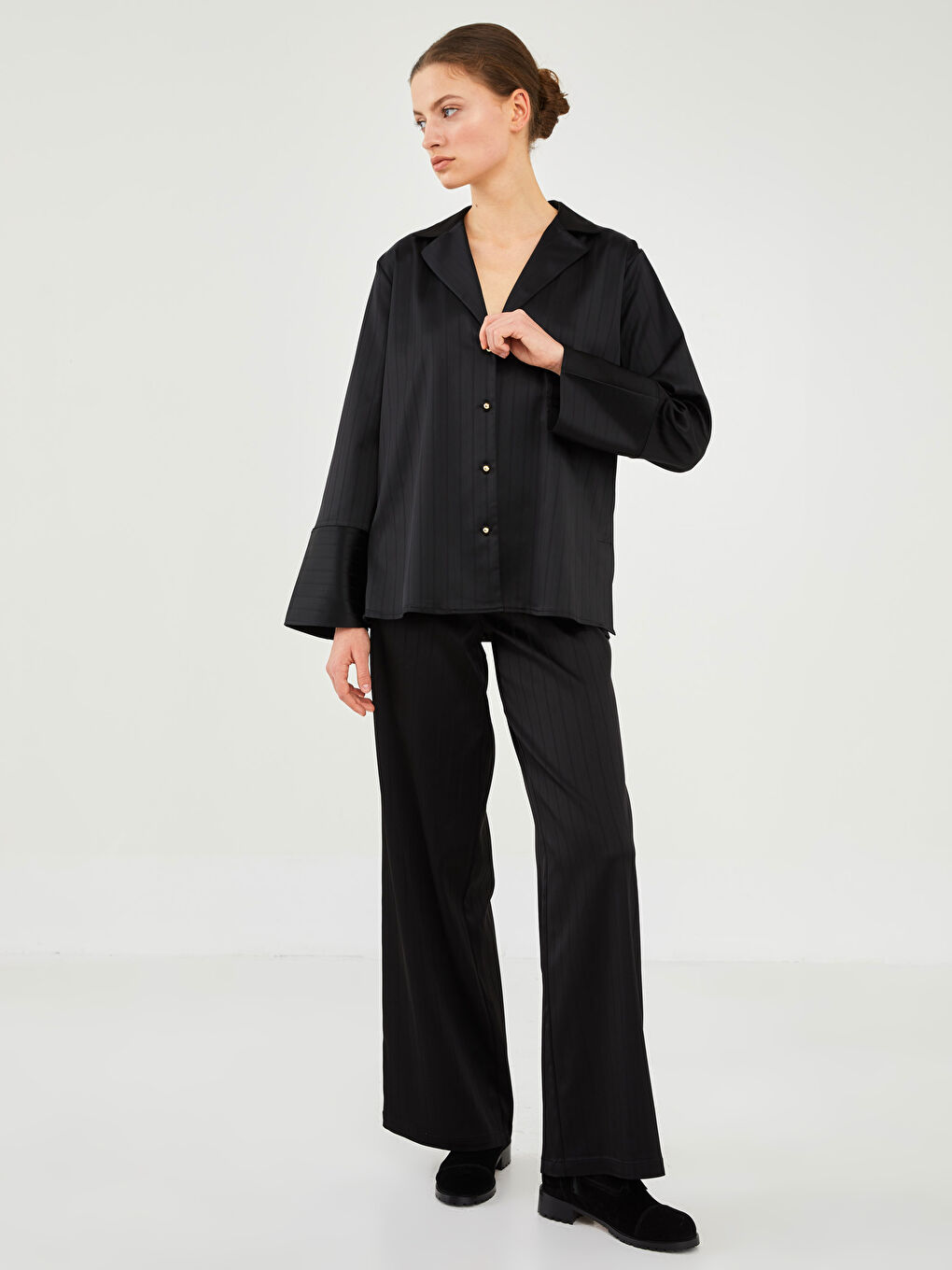 LCW Vision Straight Wide Leg Satin Women's Trousers with Elastic Waist -W1KA54Z8-CVL
