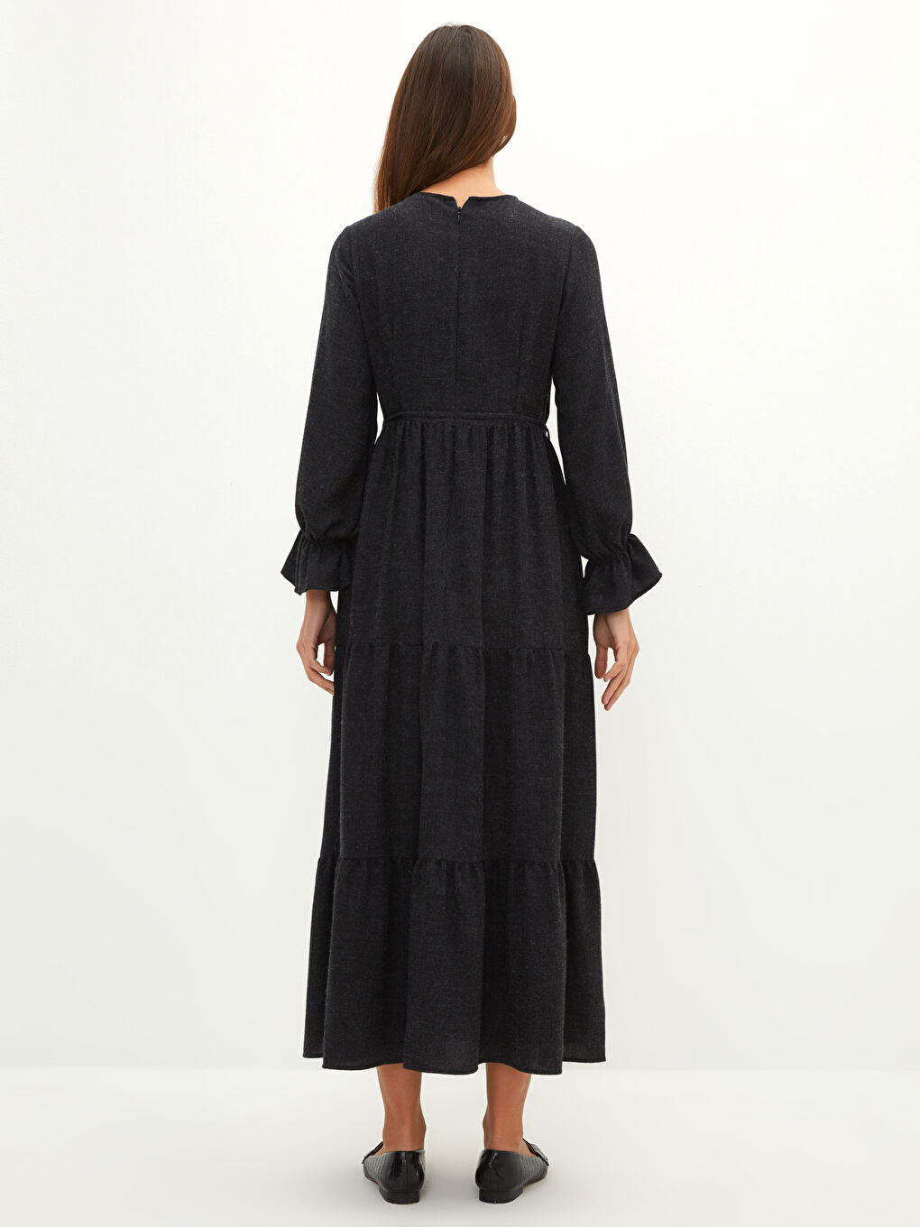 Robe Femme à Manches Longues avec Détail à Volants et Col Rond-2