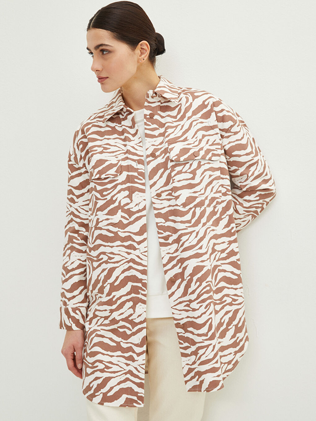 LCW Modest Desenli Uzun Kollu Gabardin Oversize Kadın Gömlek Tunik -W1KC28Z8-LQY