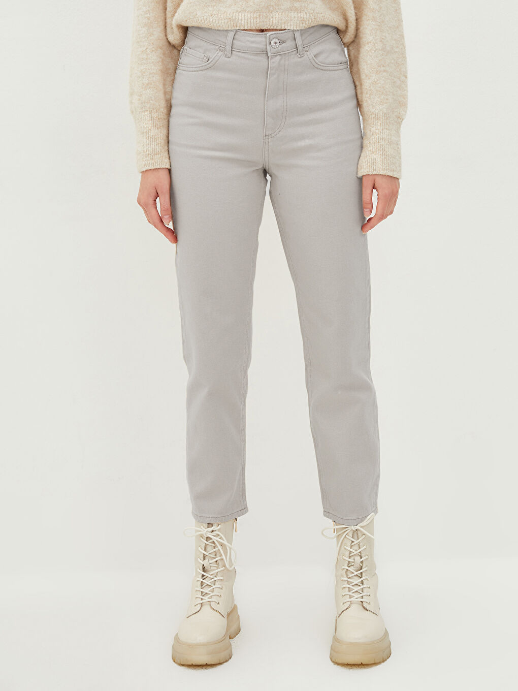 Bej Yüksek Bel Straight Fit Düz Cep Detaylı Kadın Jean Pantolon-4