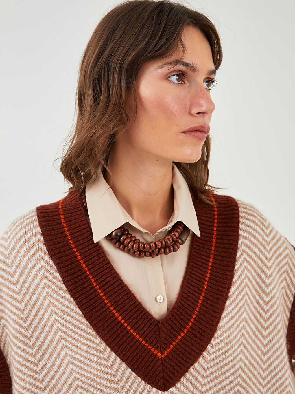 Karışık Ahşap Boncuklu Kadın Kolye