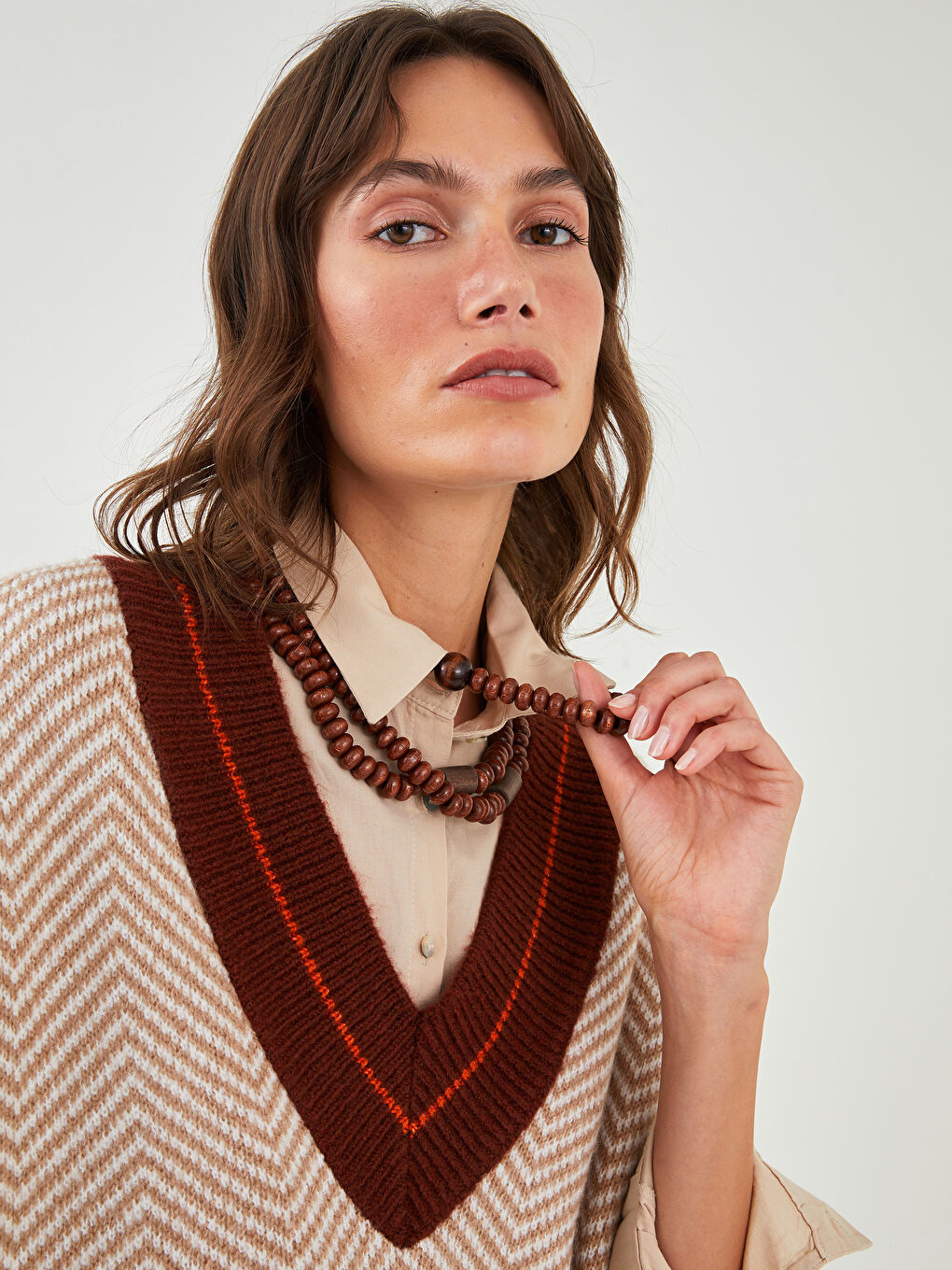 Karışık Ahşap Boncuklu Kadın Kolye-1