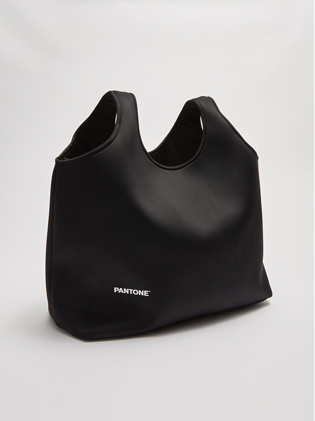 Siyah Neopren Etiket Baskılı Kadın Tote Çanta-2