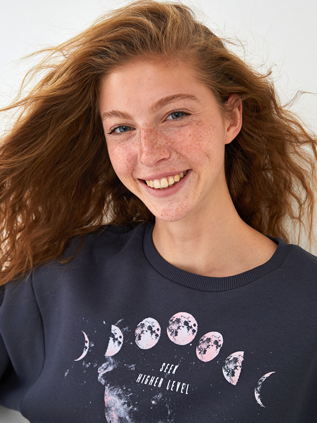 Sweat-shirt Épais Imprimé pour Femmes à Col Rond-1