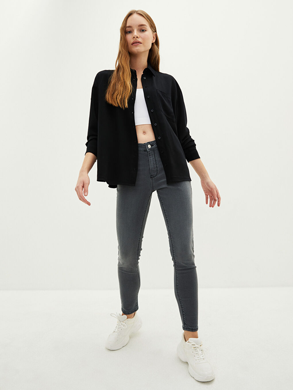 Chemise pour Femmes en Viscose à Manches Longues avec Fermeture à Boutons sur le Devant-1