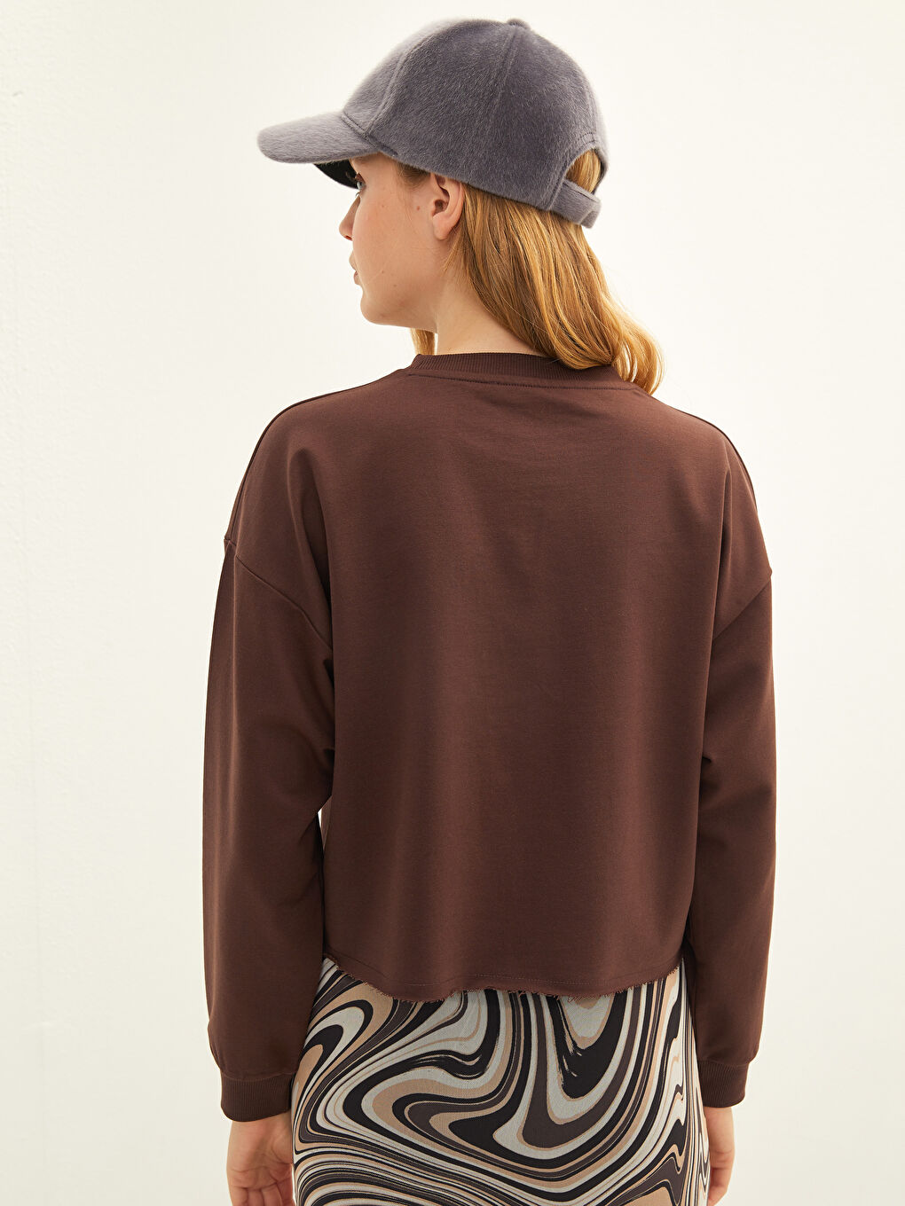 Crew Neck Slogan Printed Long Sleeve Cotton Women's Sweatshirt-4