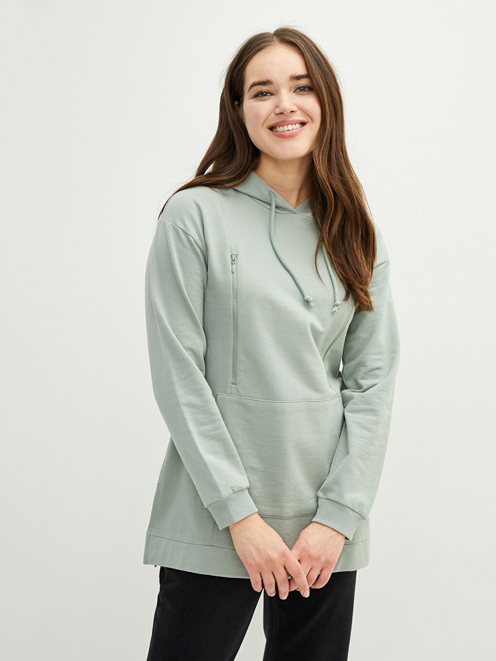 سويت شيرت حمل بـ كُم طويل سادة بـ زُنط مع فتحة للرضاعة-4