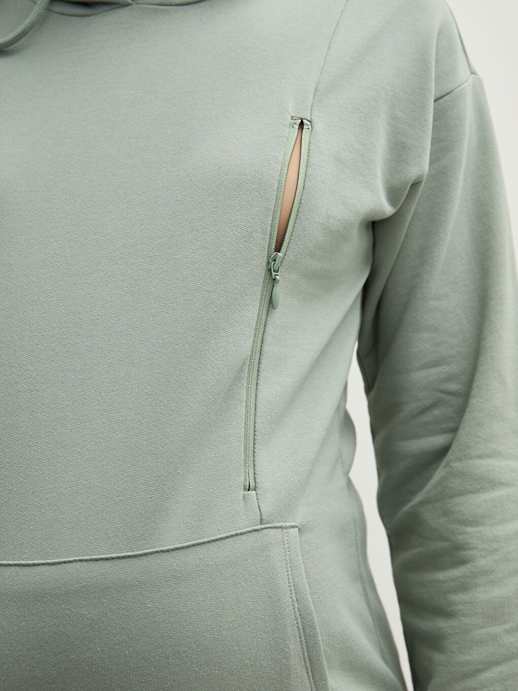 سويت شيرت حمل بـ كُم طويل سادة بـ زُنط مع فتحة للرضاعة-5