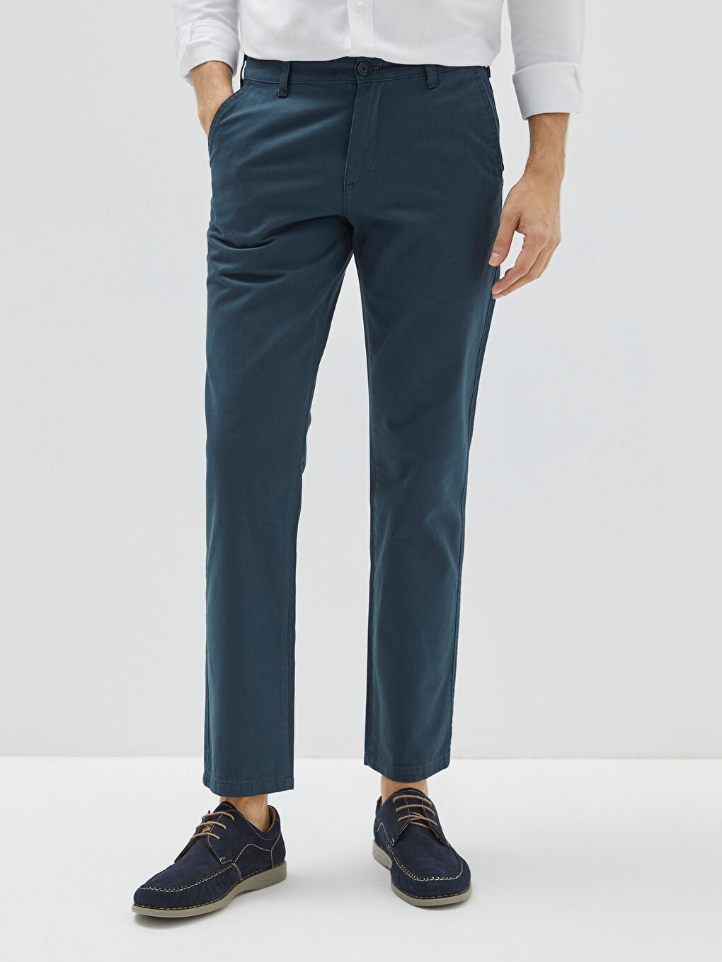 Standard Fit Pocket Detailed Men's Trousers-3