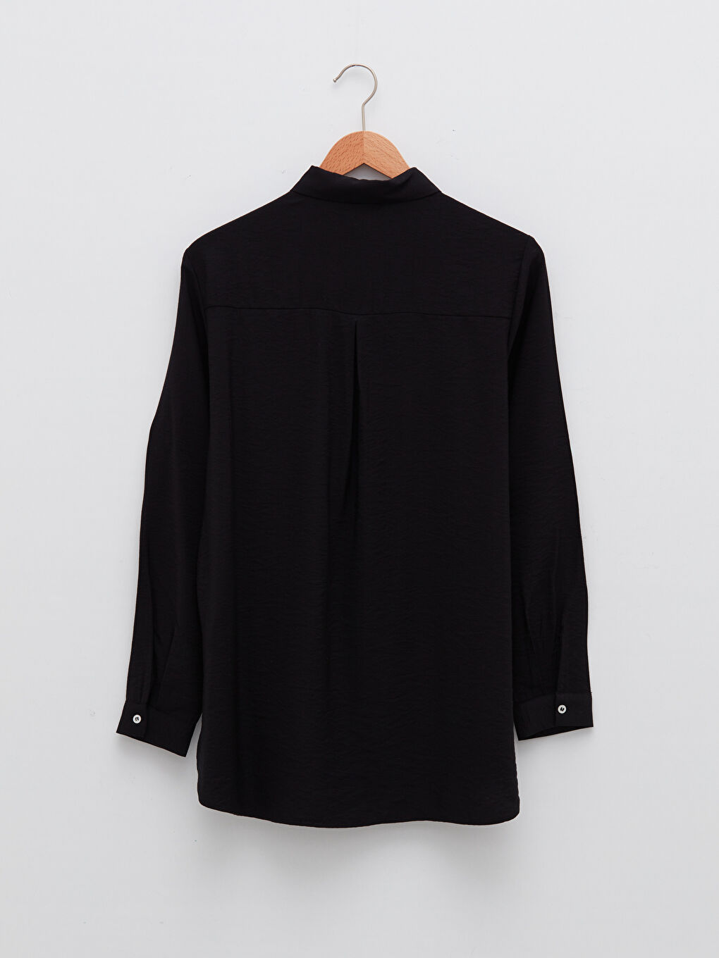 Chemise Pour Femmes En Crêpe Uni À Manches Longues Et Fermeture Boutonnée Sur Le Devant-6