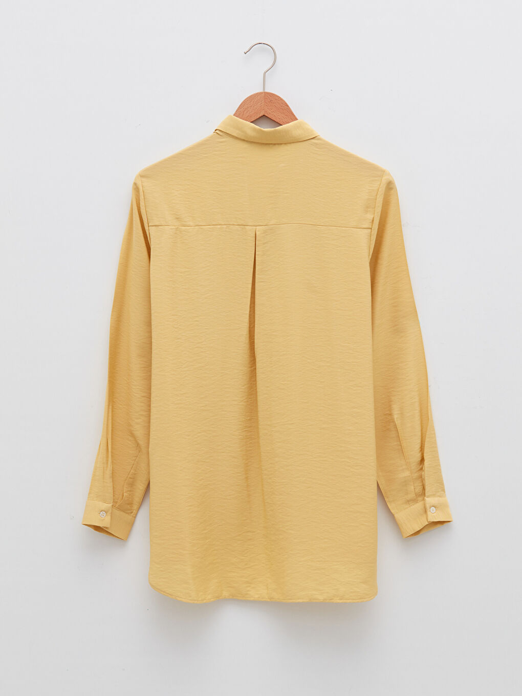 Chemise Pour Femmes En Crêpe Uni À Manches Longues Et Fermeture Boutonnée Sur Le Devant-5