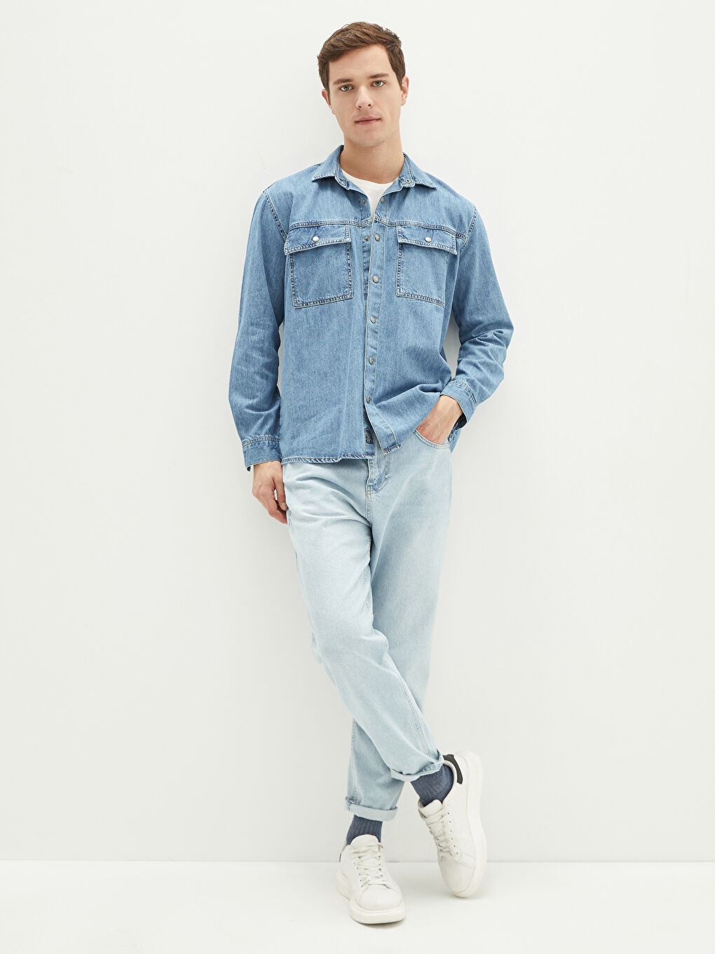 İndigo Rahat Kalıp Uzun Kollu Erkek Jean Gömlek