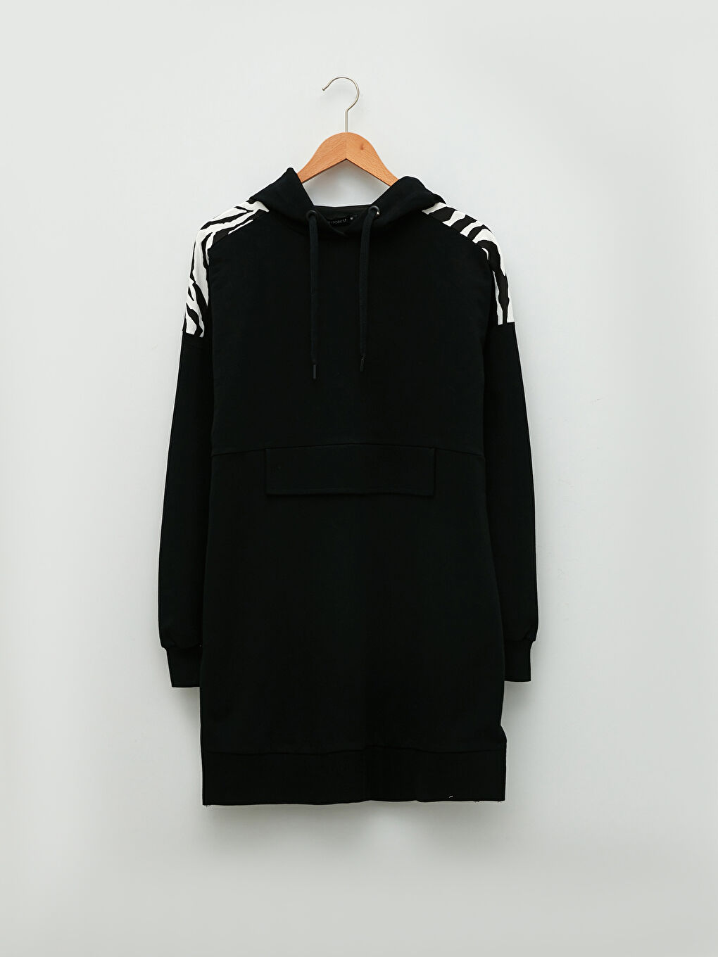 LCW Modest Kapuzensweatshirt-Tunika mit Muster und langen Ärmeln im Oversize-Stil für Damen -W1KH65Z8-RQN