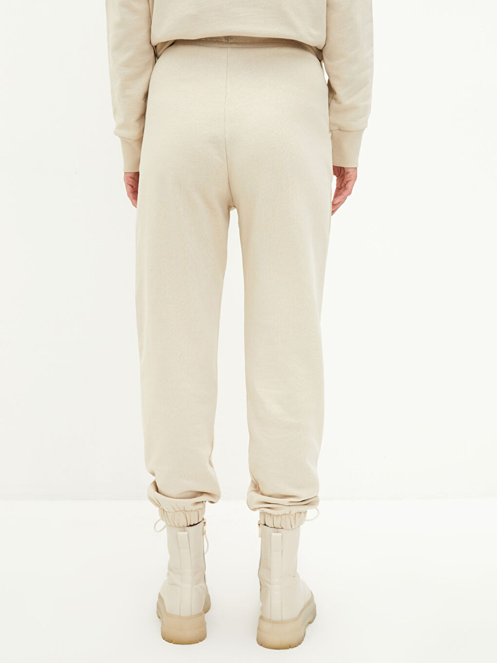 Bej Beli Lastikli Düz Cep Detaylı Hamile Jogger Eşofman Altı-5