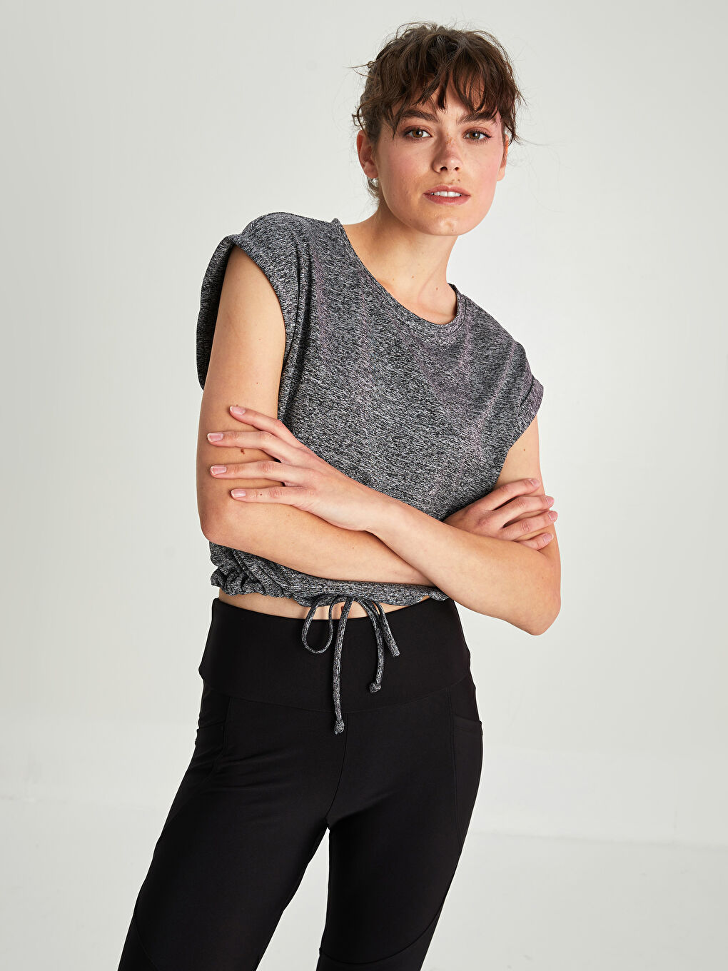 Women's Crew Neck Straight Sleeveless T-Shirt-1