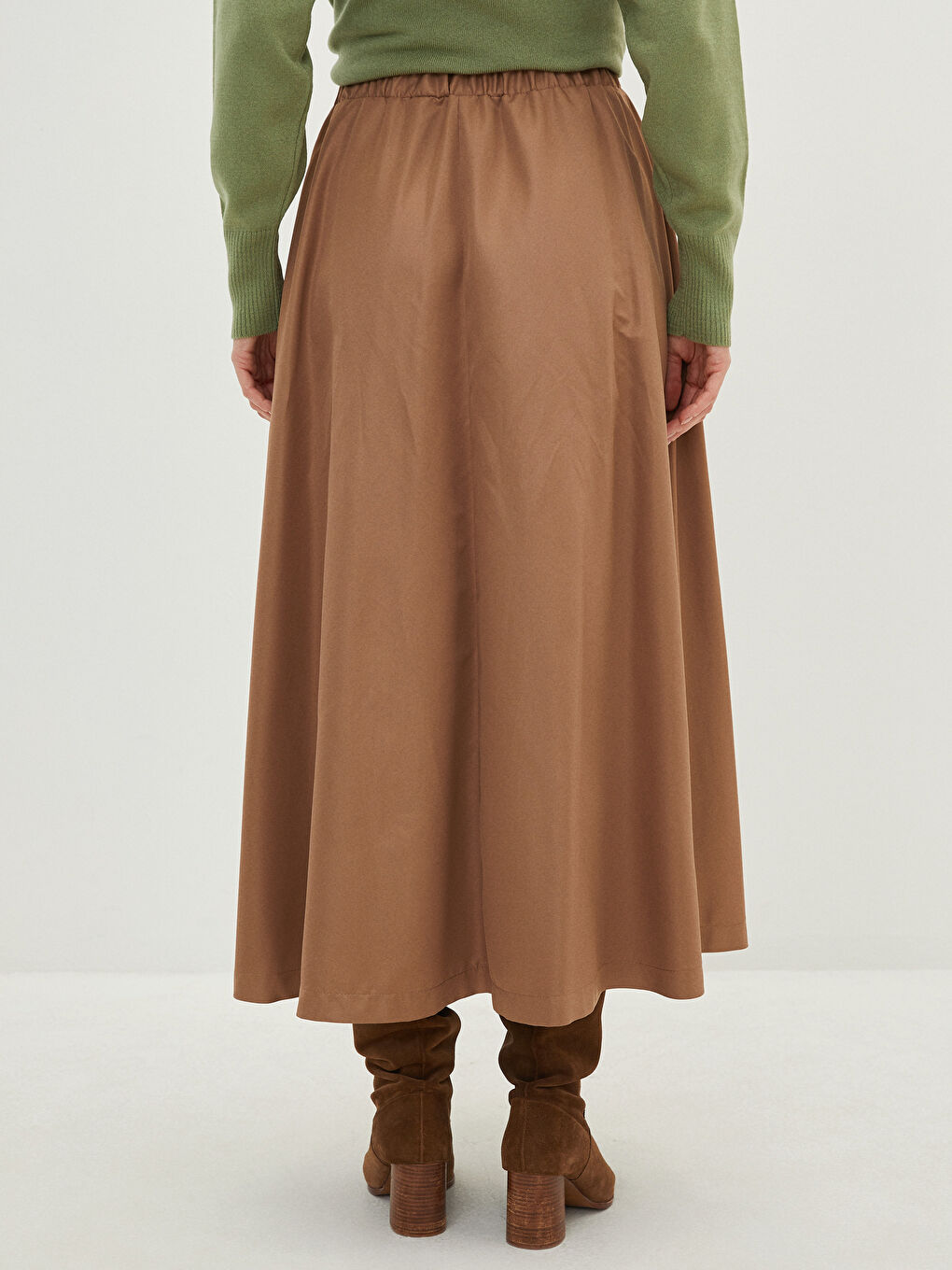 Kahverengi Beli Lastikli Düz Önden Düğme Detaylı Kadın Etek-3