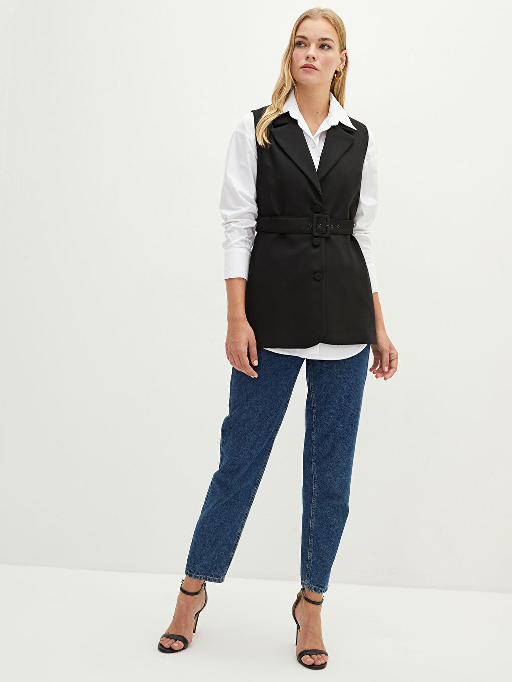 Veste sans manches pour Femmes avec fermeture à boutons à l'avant et ceinture à la taille-3