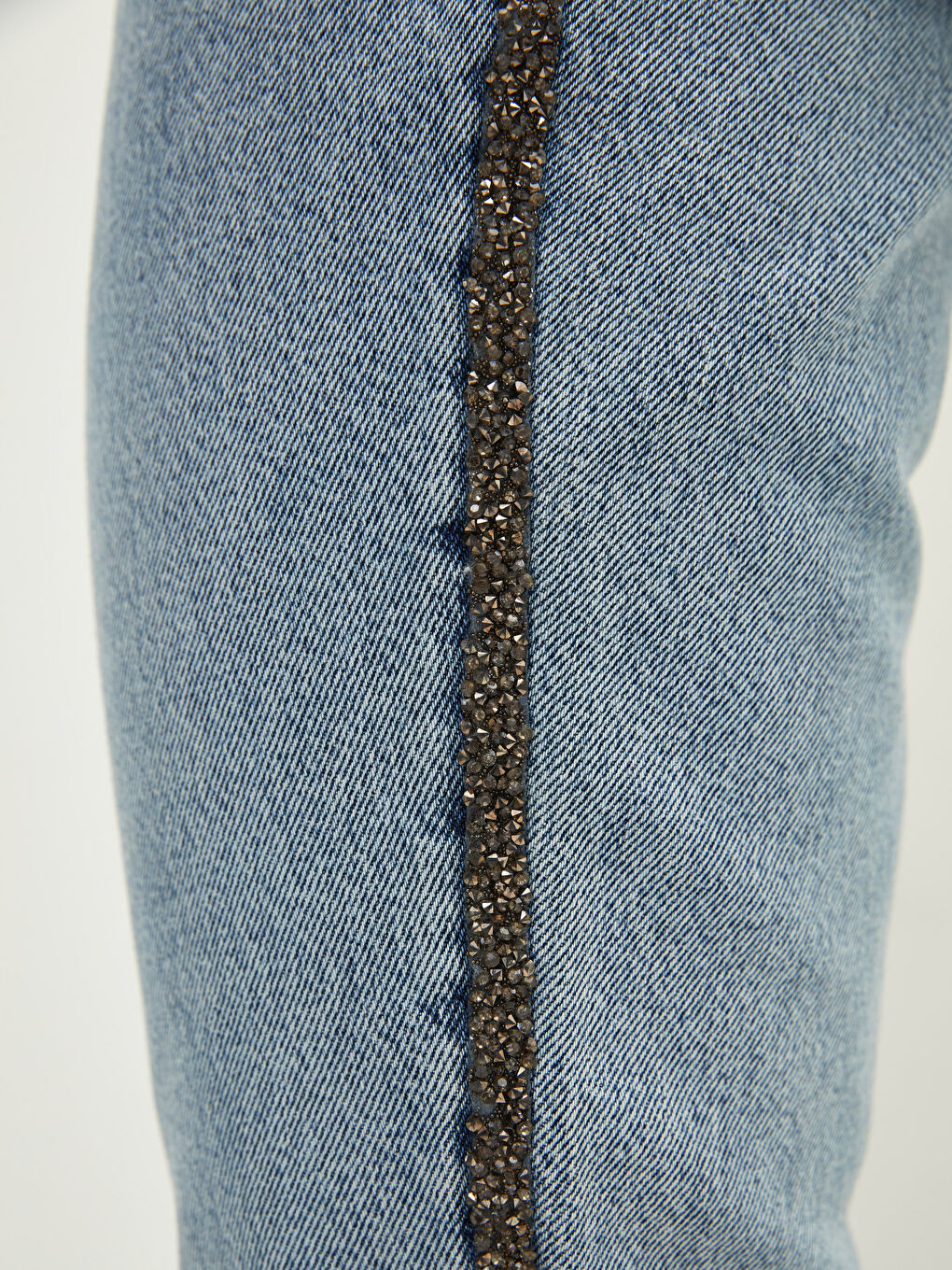 Normal Rise Straight Fit Women Rodeo Jeans-3