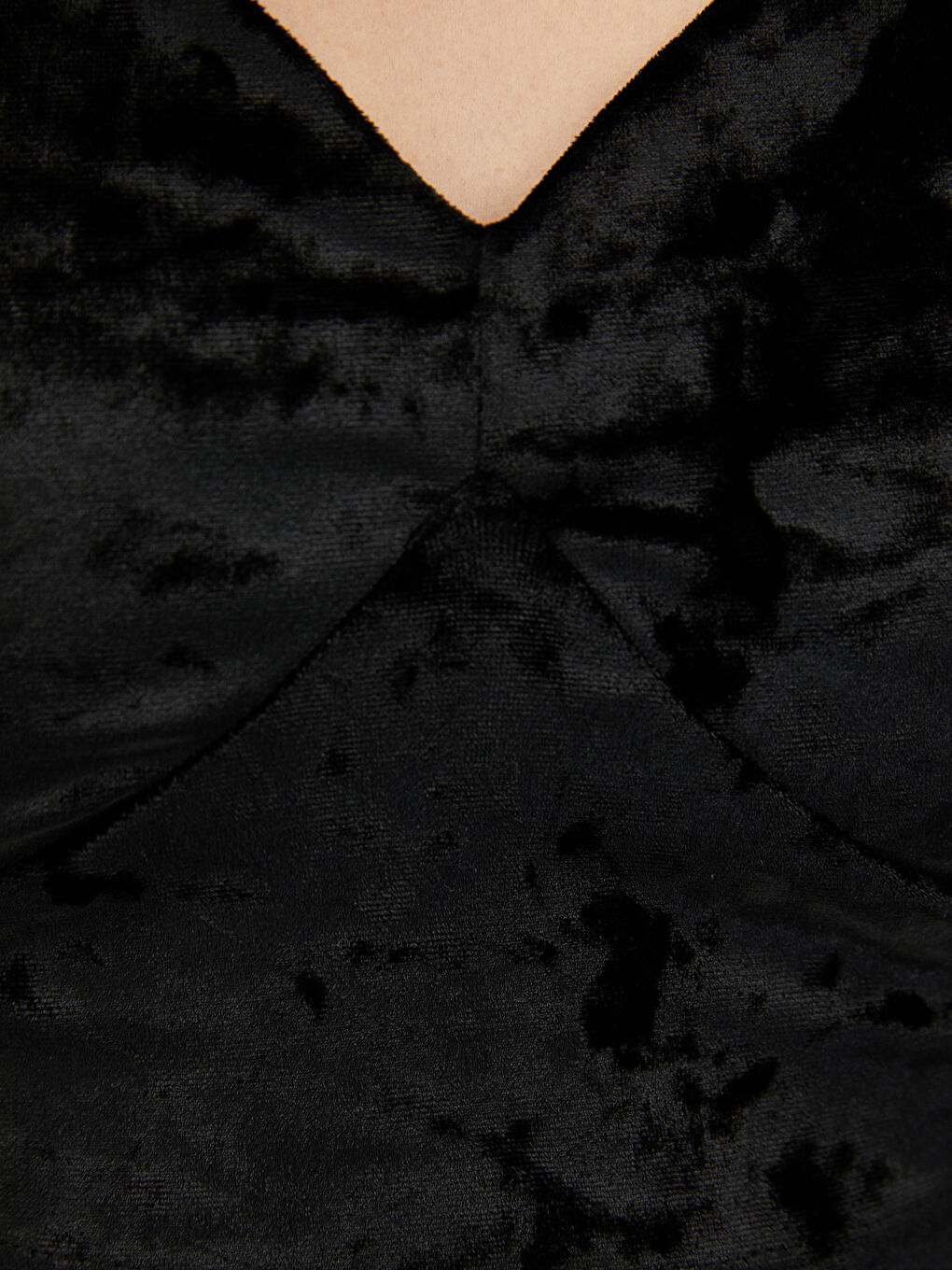 Siyah V Yaka Askılı Kadın Büstiyer-5