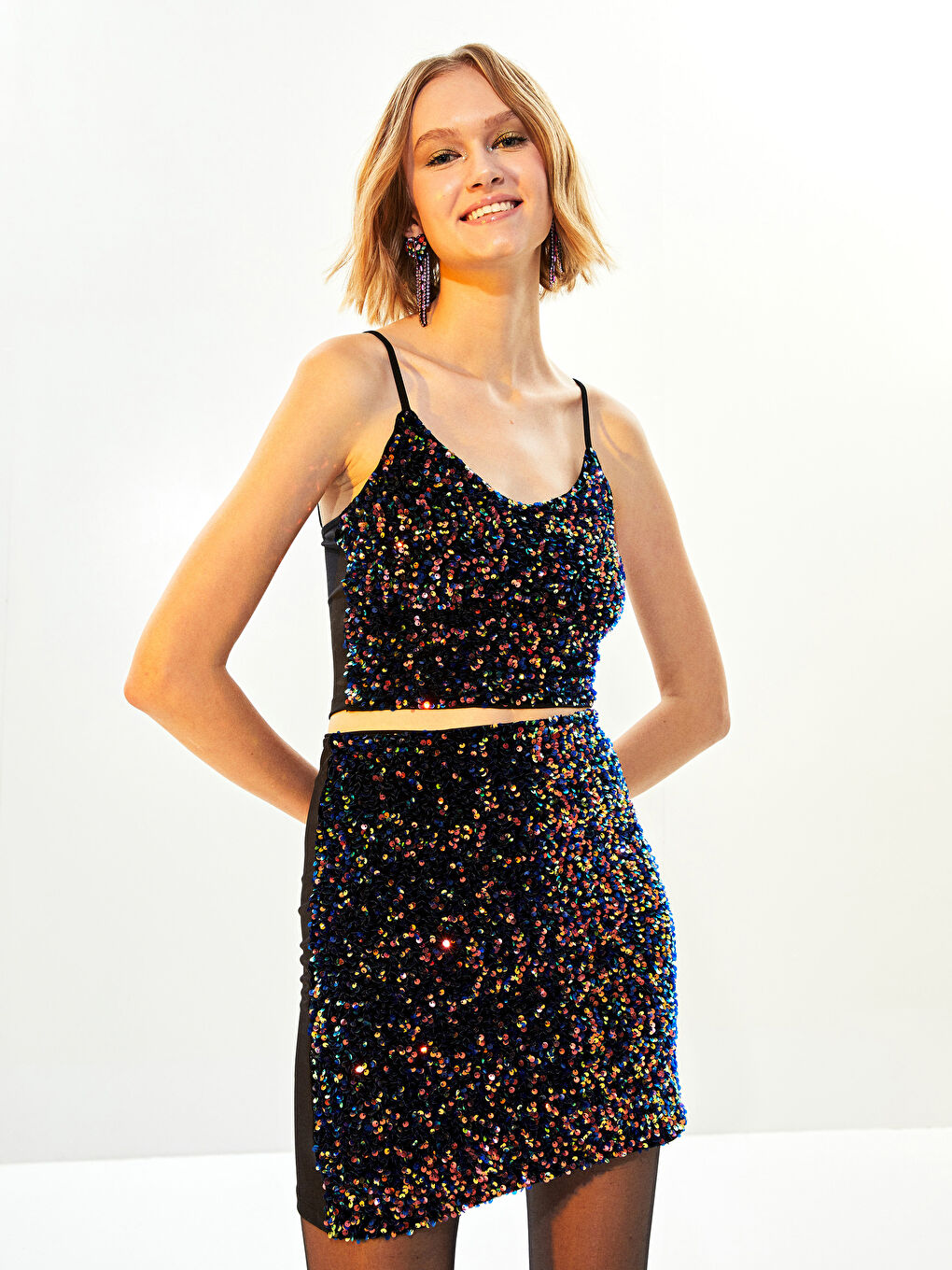 LCW Limited Women's Skirt With Zipper Closure Sequined Waist -W1KK37Z8-CVL