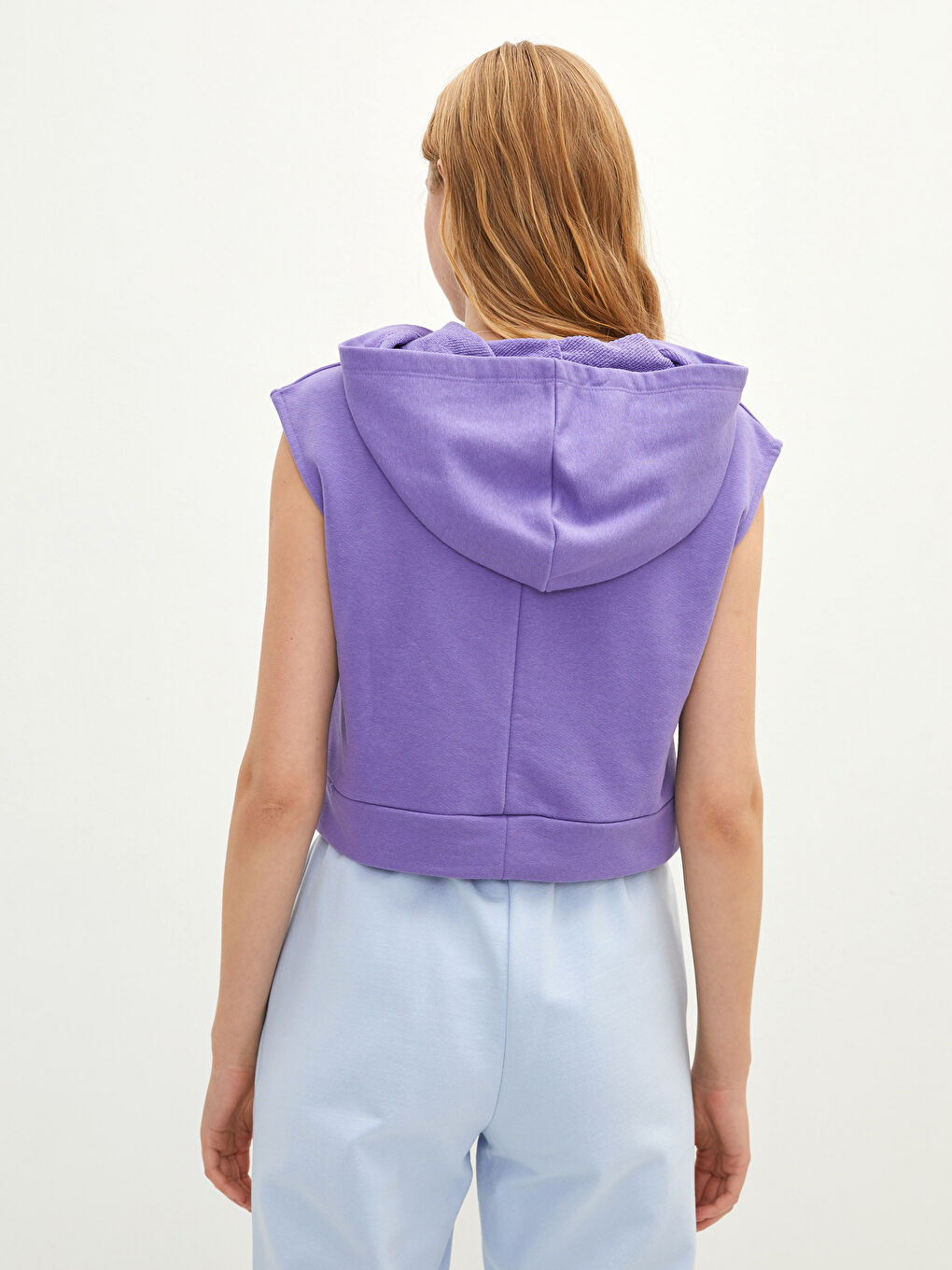 LC Waikiki Women's Hooded Plain Sleeveless Sweatshirt -W1KK55Z8-QRA