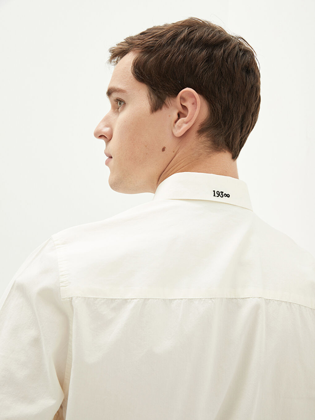 Beyaz Regular Fit Uzun Kollu Atatürk Temalı Erkek Gömlek