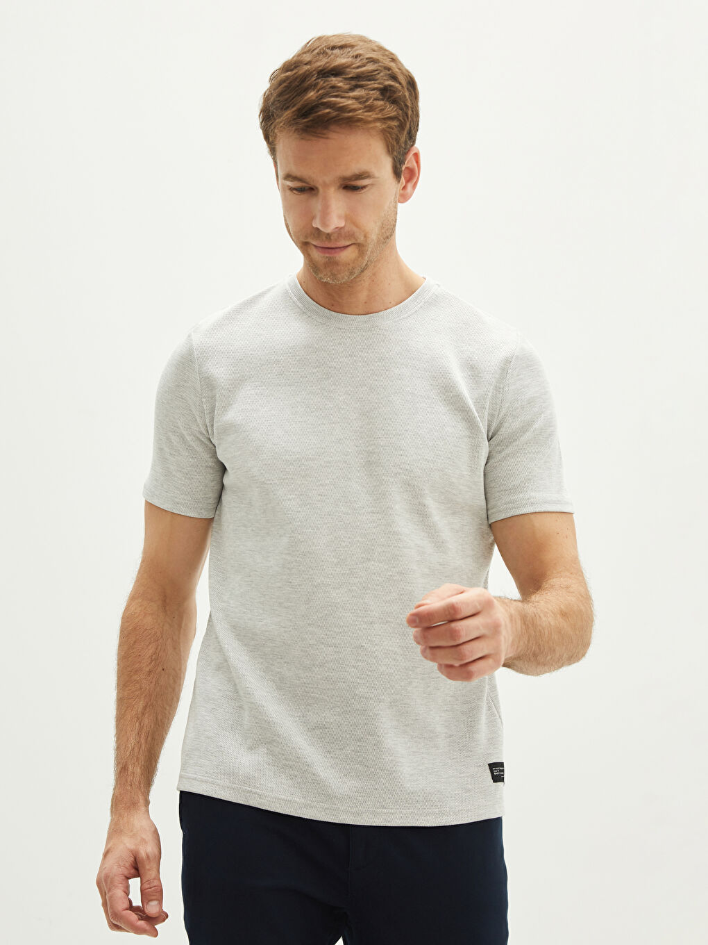 Gri Bisiklet Yaka Kısa Kollu Basic Erkek Tişört-1