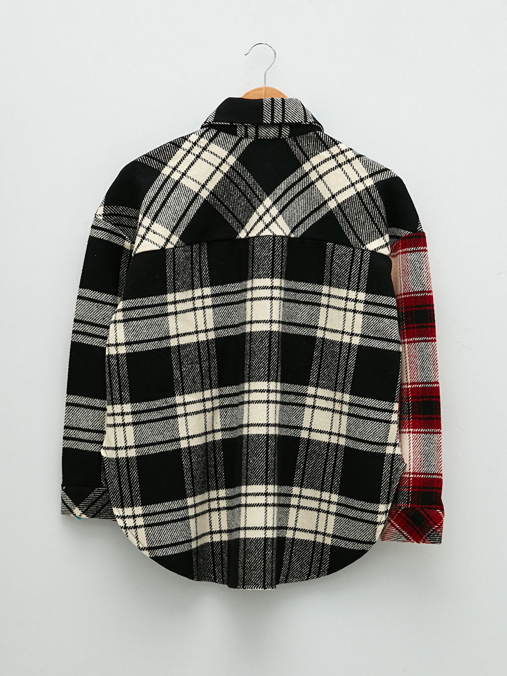 Buttoned Plaid Long Sleeve Gabardine Women's Shirt Jacket-6