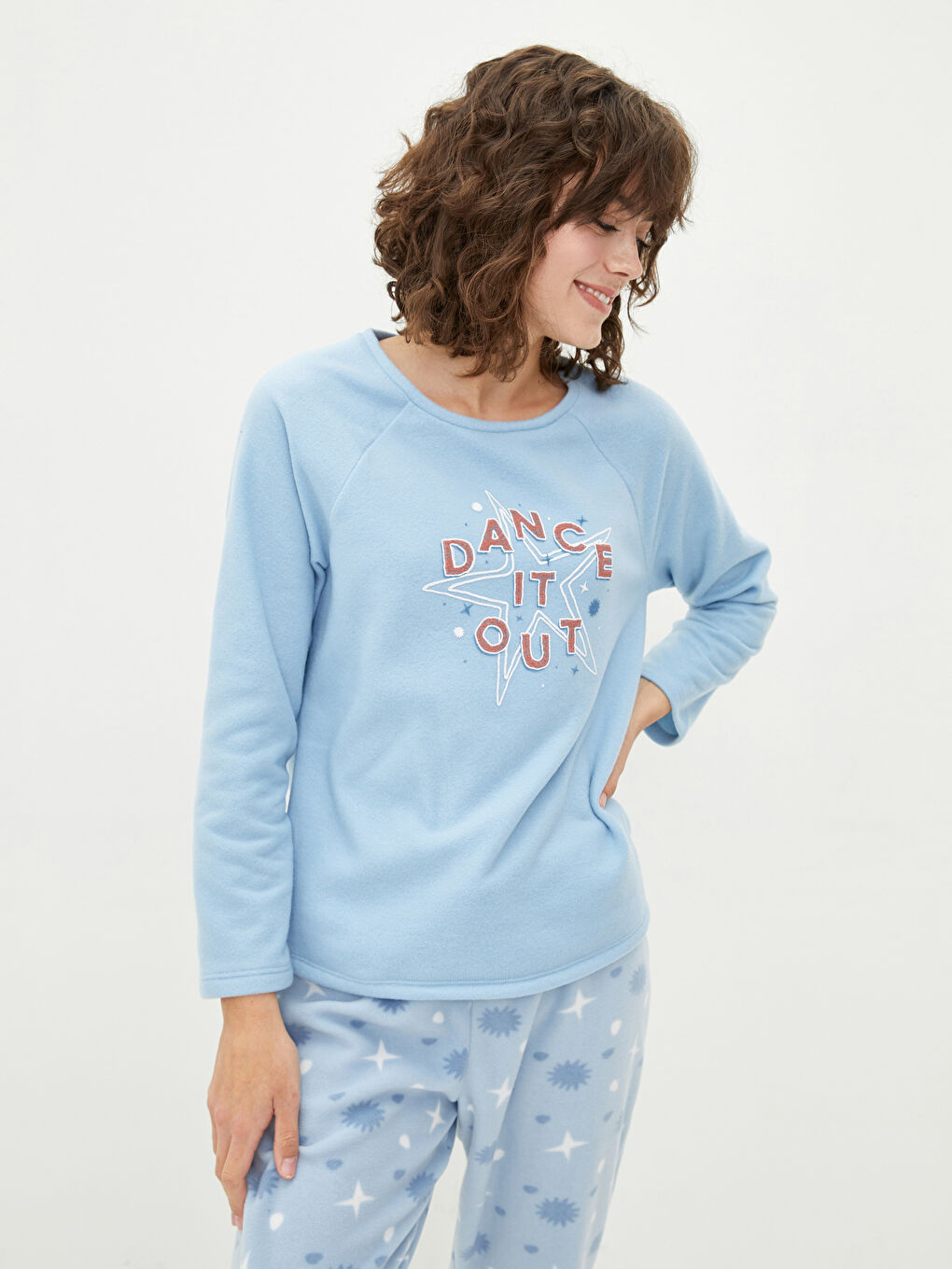 Crew Neck Printed Long Sleeve Fleece Women's Pajamas Set-1