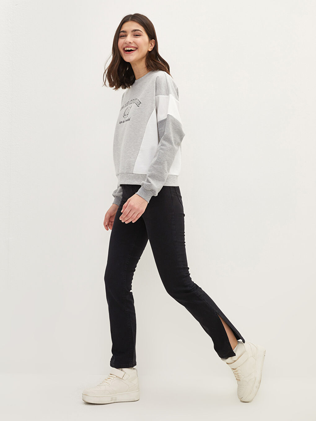 Siyah Yüksek Bel Slim Fit Cep Detaylı Kadın Rodeo Jean Pantolon