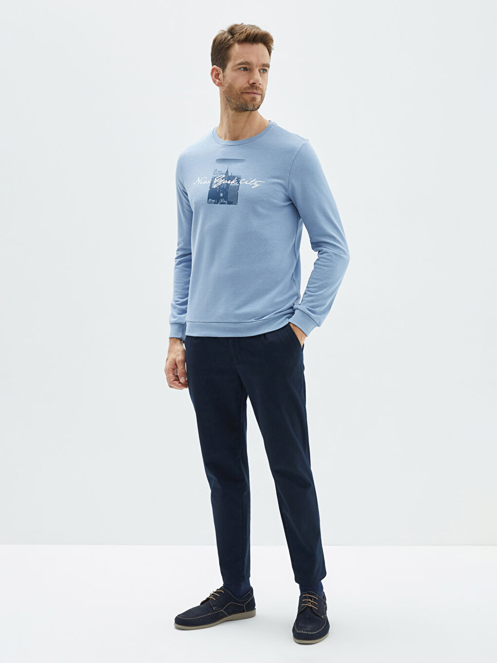 Crew Neck Long Sleeve Printed Men's Sweatshirt-1