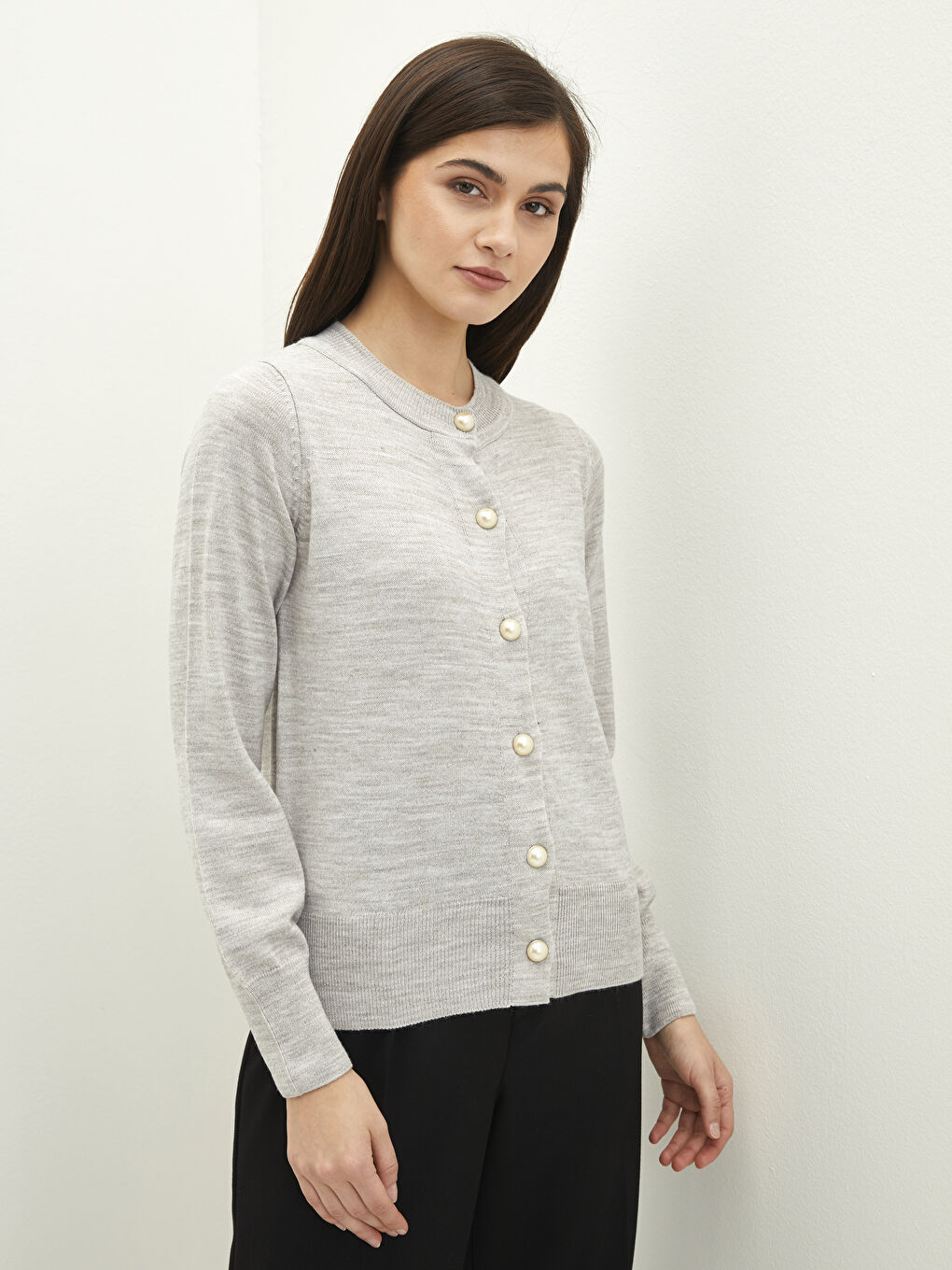 LCWAIKIKI Classic Crew Neck Plain Long Sleeve Women's Knitwear Cardigan -W1KP99Z8-S3R