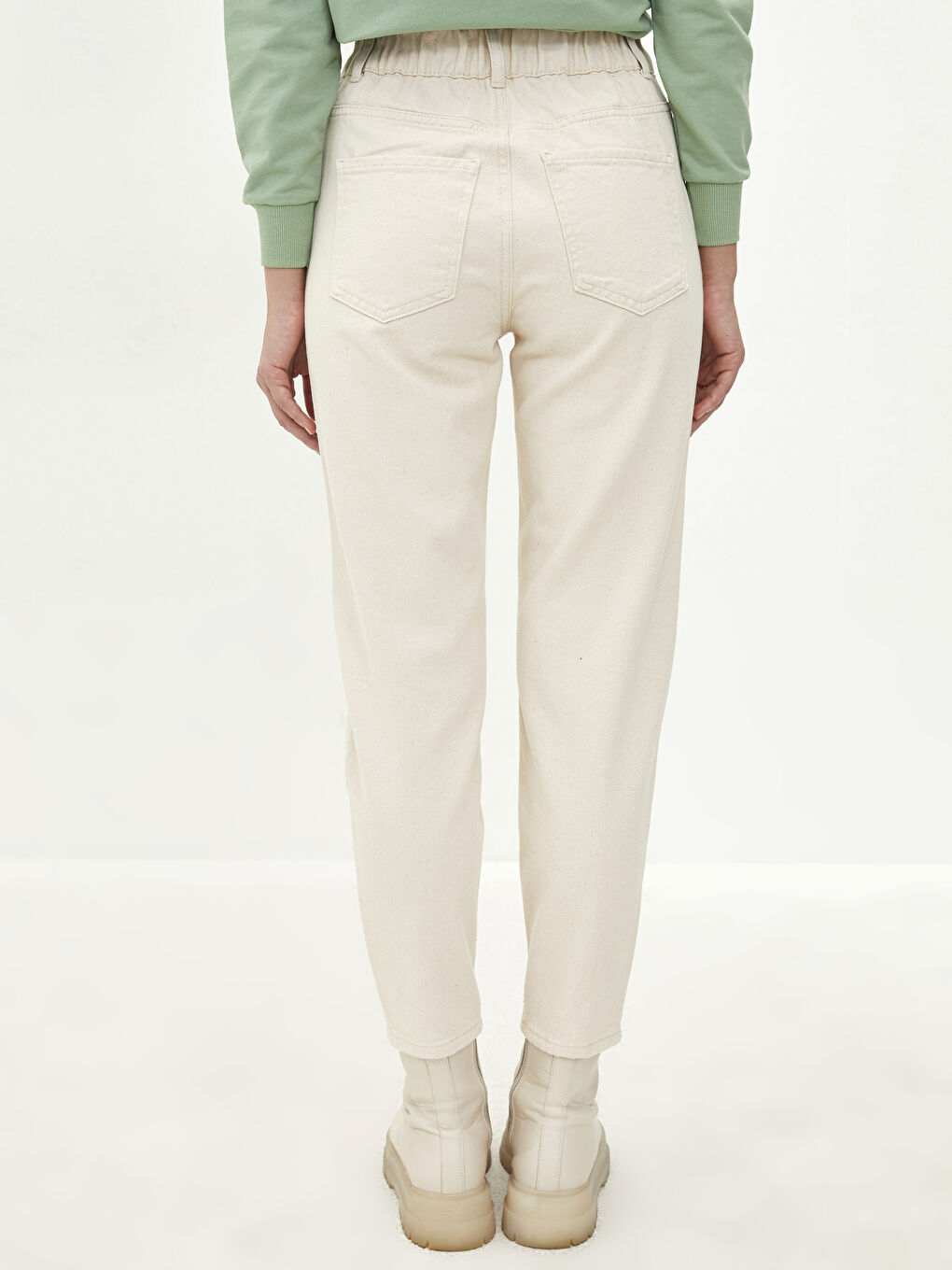 Women's High Waist Slouchy Pocket Detailed Jean Trousers-4