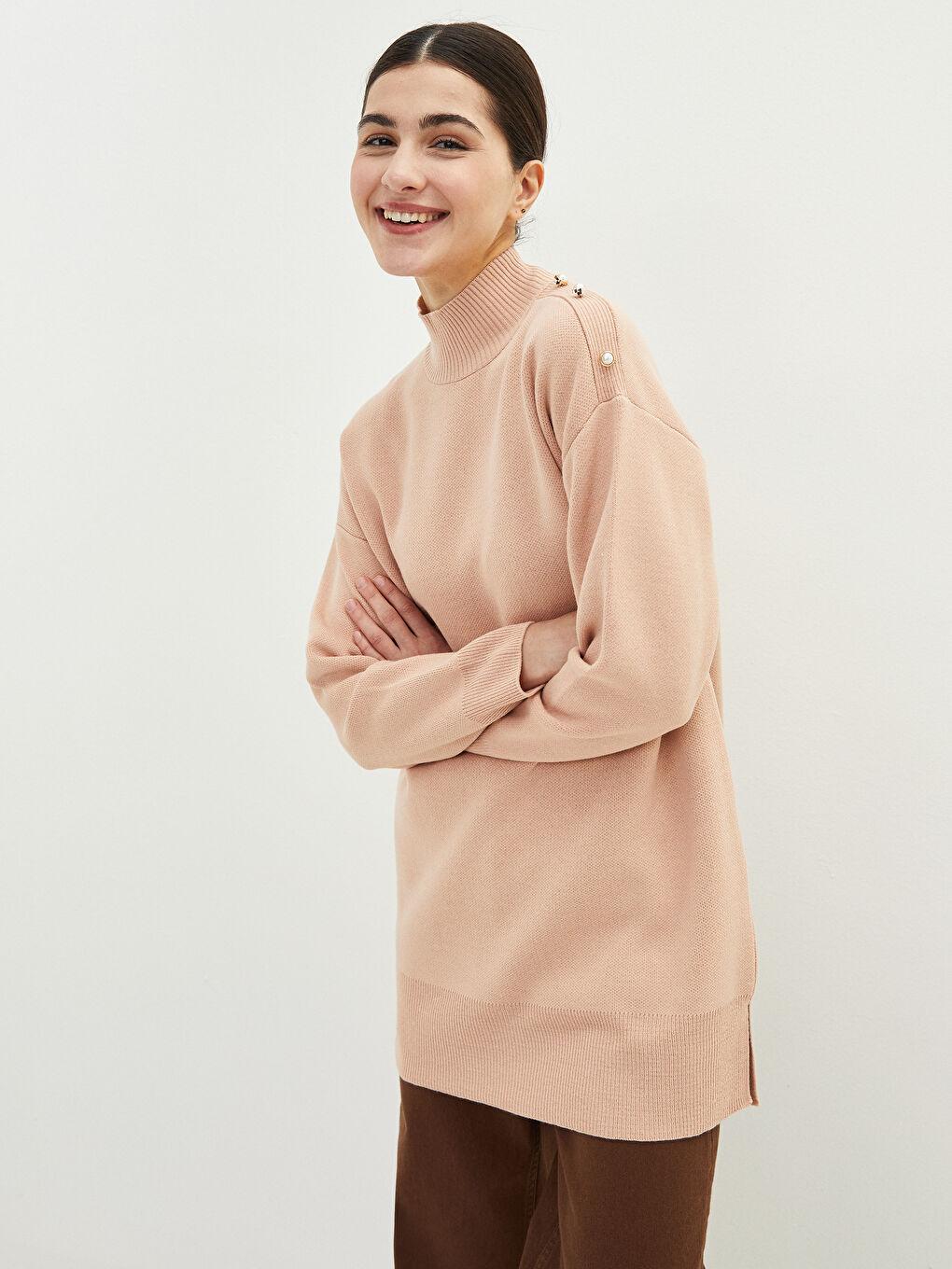 LCW Modest Mat Pembe Yarım Balıkçı Yaka Düz Uzun Kollu Oversize Kadın Triko Tunik - 1