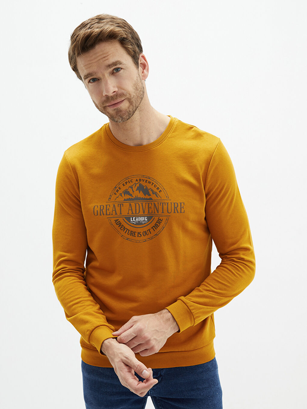 LCWAIKIKI Classic Sarı Bisiklet Yaka Uzun Kollu Baskılı Erkek Sweatshirt