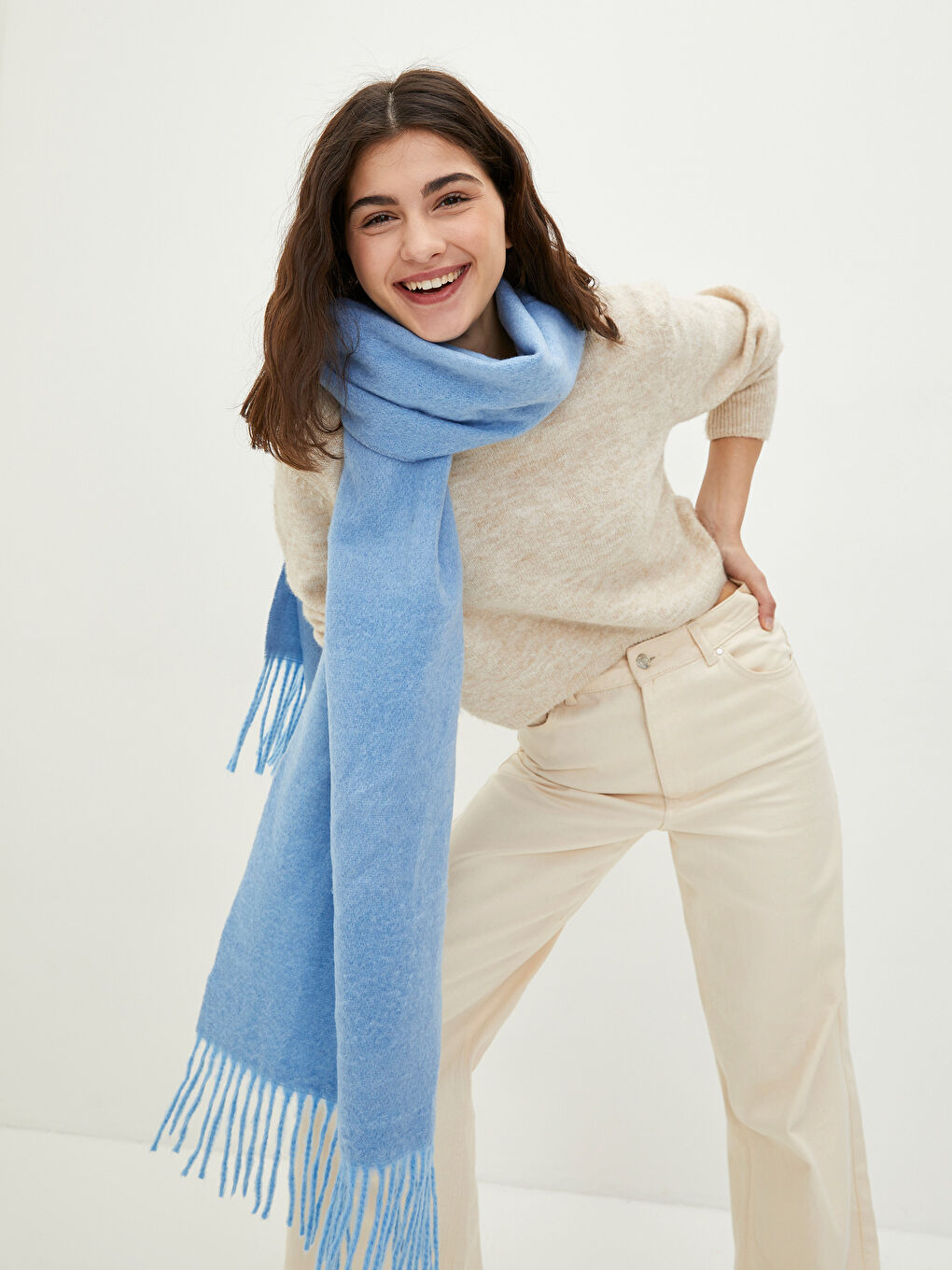 Мягкий Текстурированный Шарф с Кисточками для Женщин