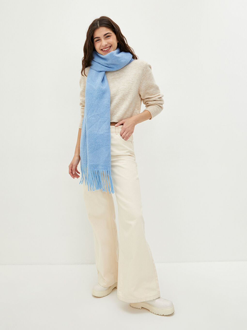 Мягкий Текстурированный Шарф с Кисточками для Женщин-1