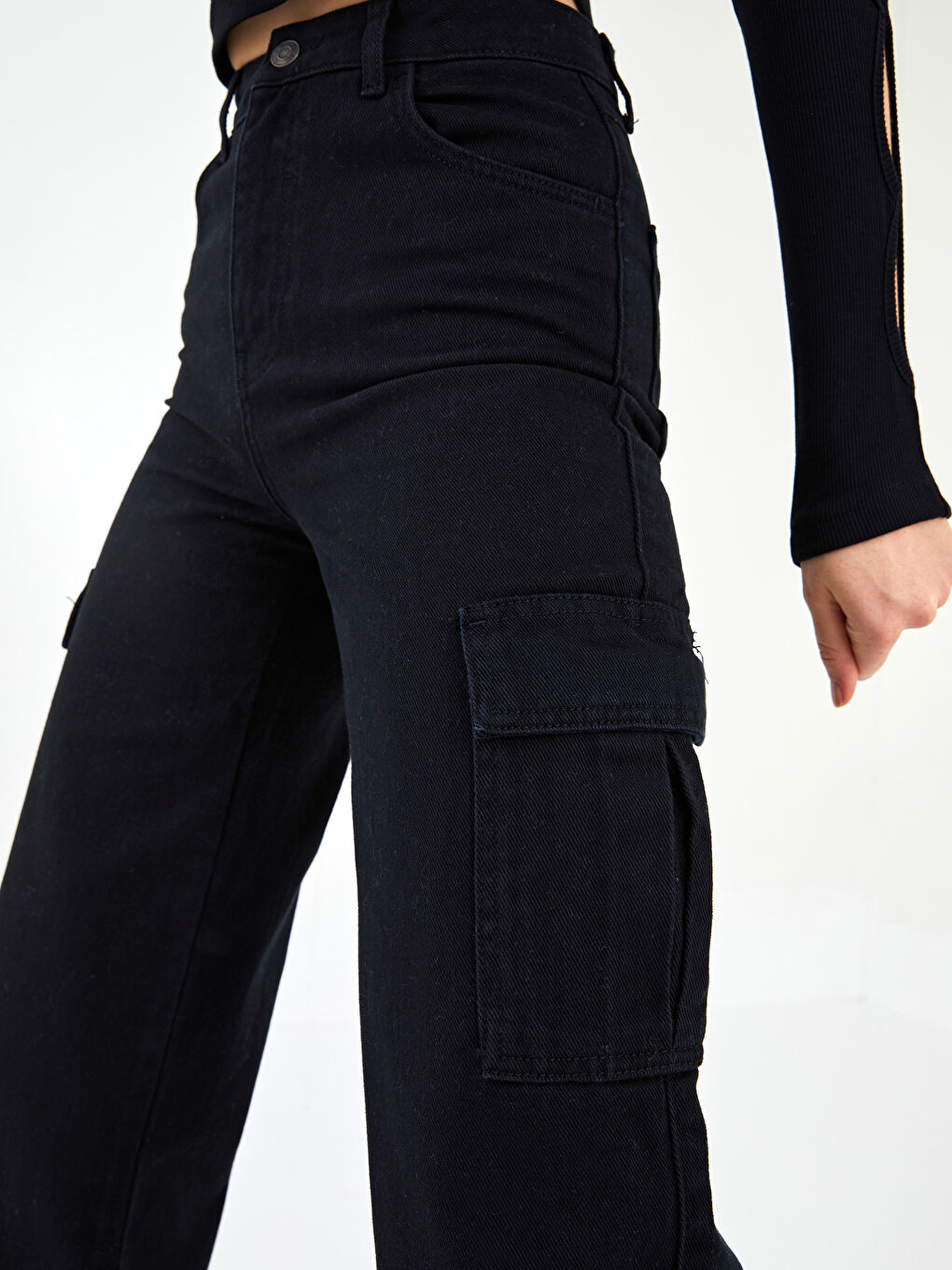 Comfortable Fit Straight Pocket Detailed Wide Leg Women's Trousers-3