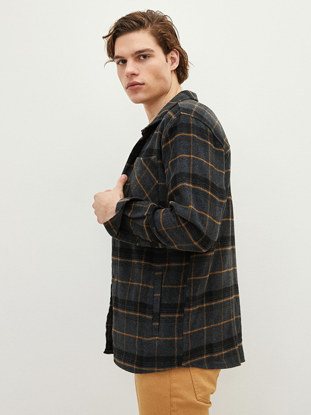 Regular Fit Long Sleeve Plaid Men's Flannel Shirt Jacket-1