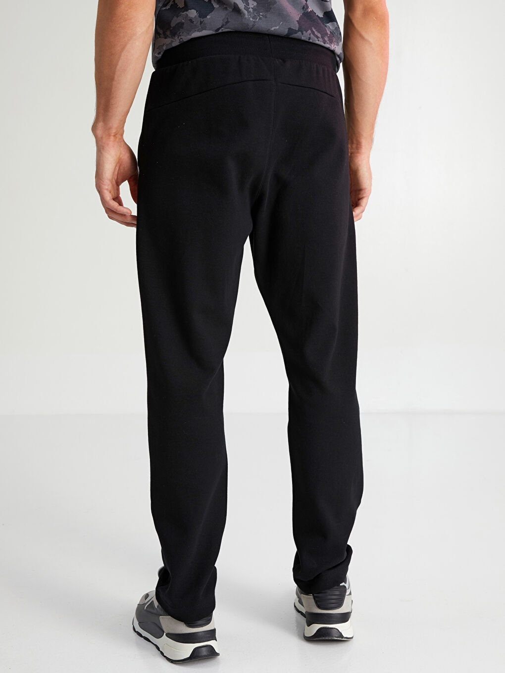 Siyah Standart Kalıp Erkek Eşofman Altı-5