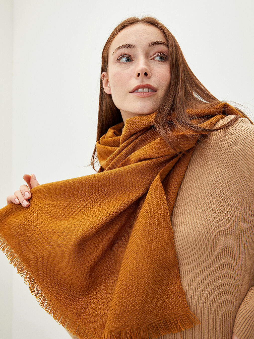 Women's Short Tasseled Plain Scarf