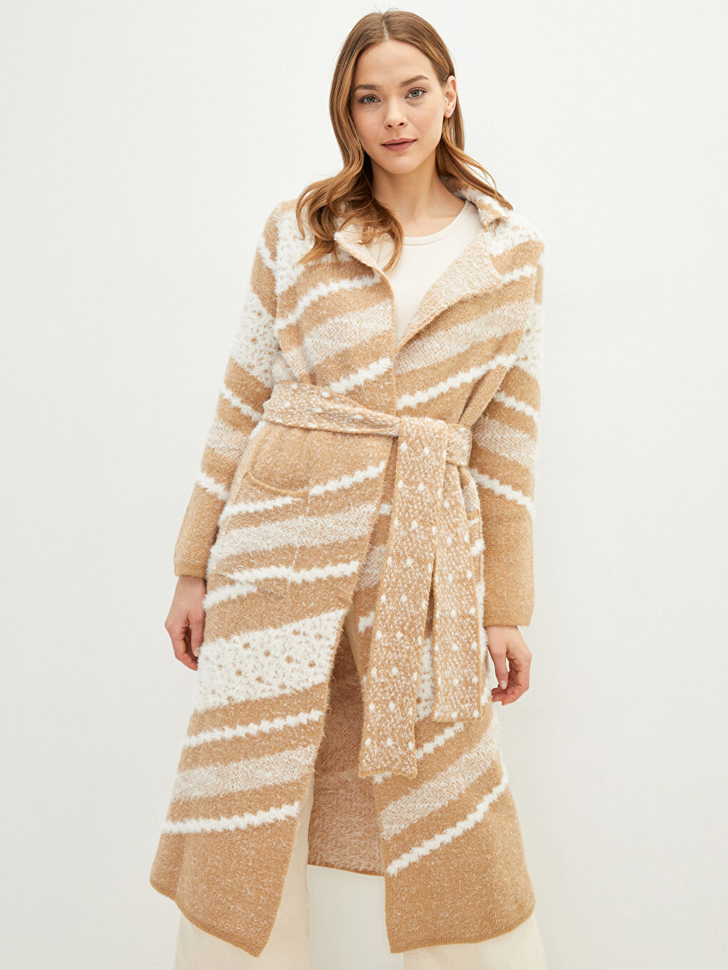 Ekru Polo Yaka Desenli Uzun Kollu Kadın Triko Hırka-2