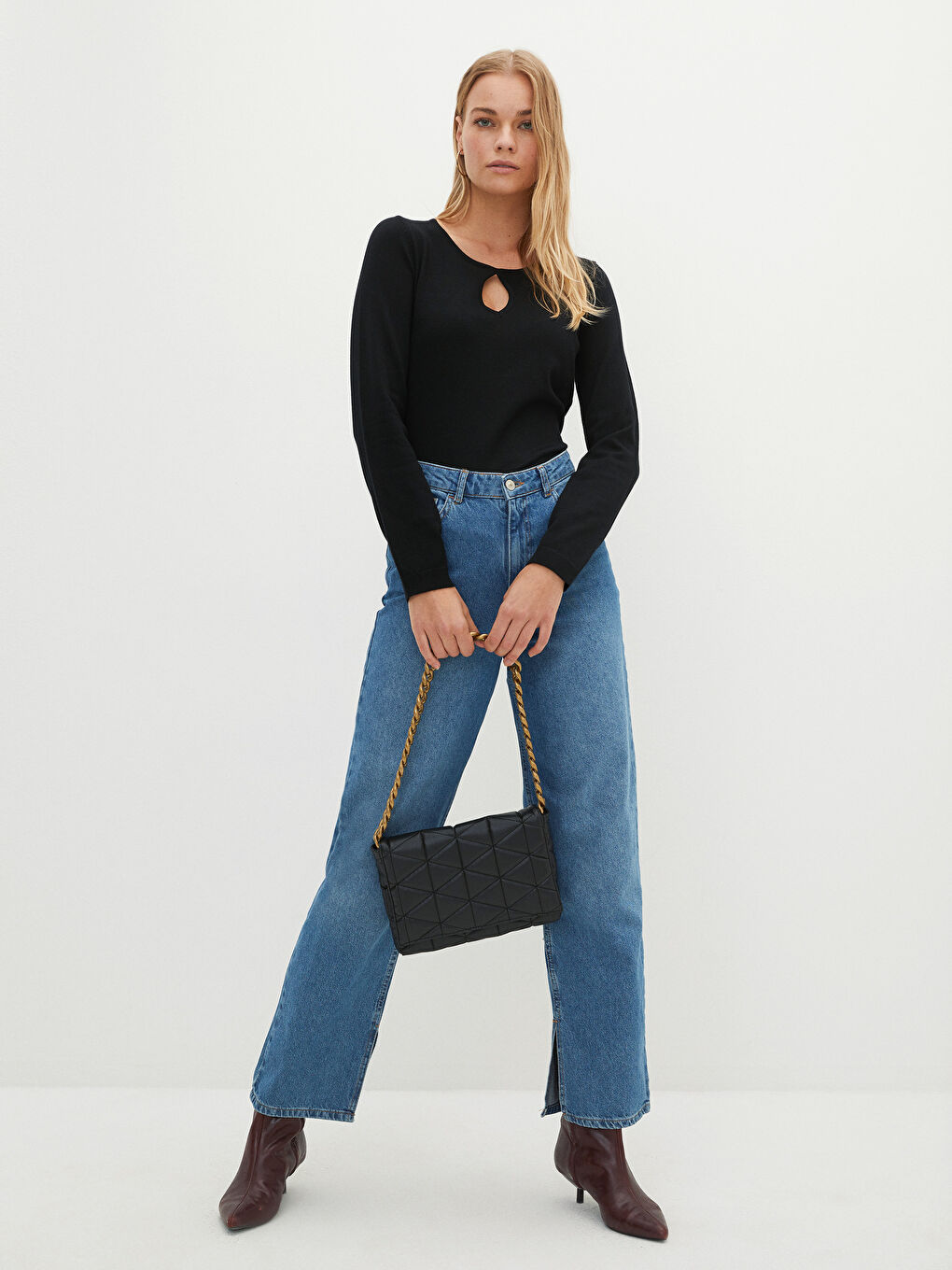 حقيبة يد مبطنة بسلسلة بمظهر الجلد للسيدات-1