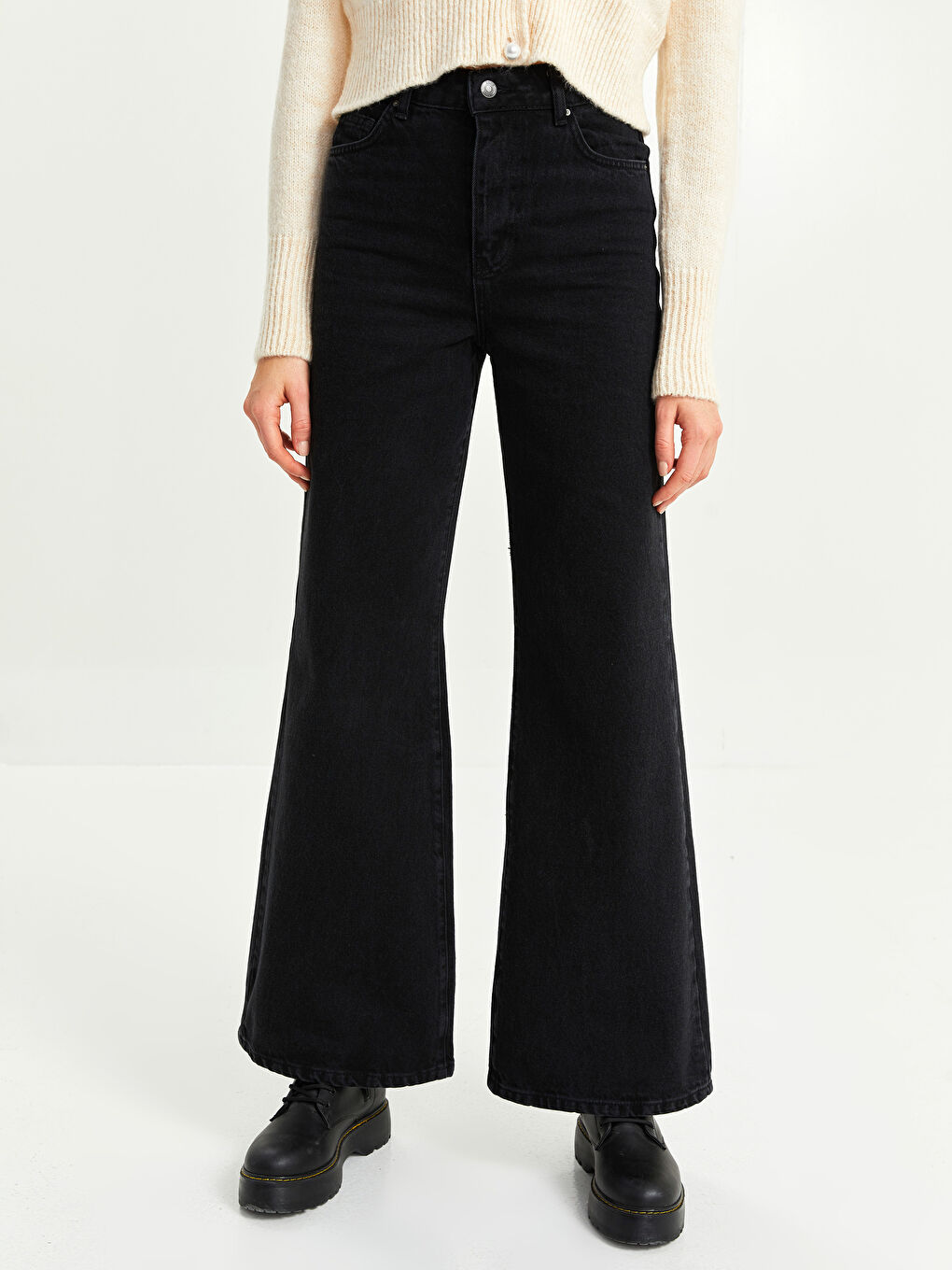 X-SIDE x Aleyna Kalaycıoğlu Women's Jeans - Wideleg Straight Pocket Detailed-4