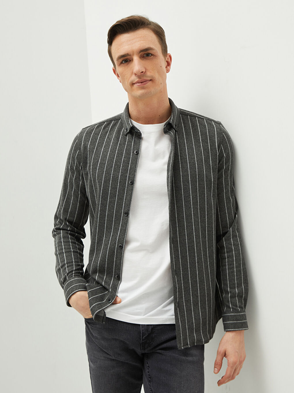 LCW Vision Slim Fit Çizgili Erkek Gömlek -W1KT85Z8-432