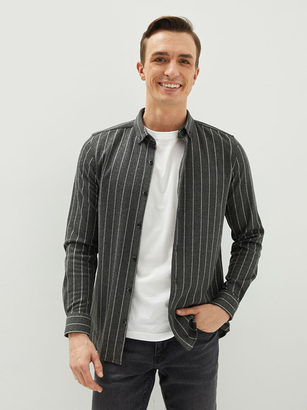 LCW Vision Slim Fit Çizgili Erkek Gömlek -W1KT85Z8-432