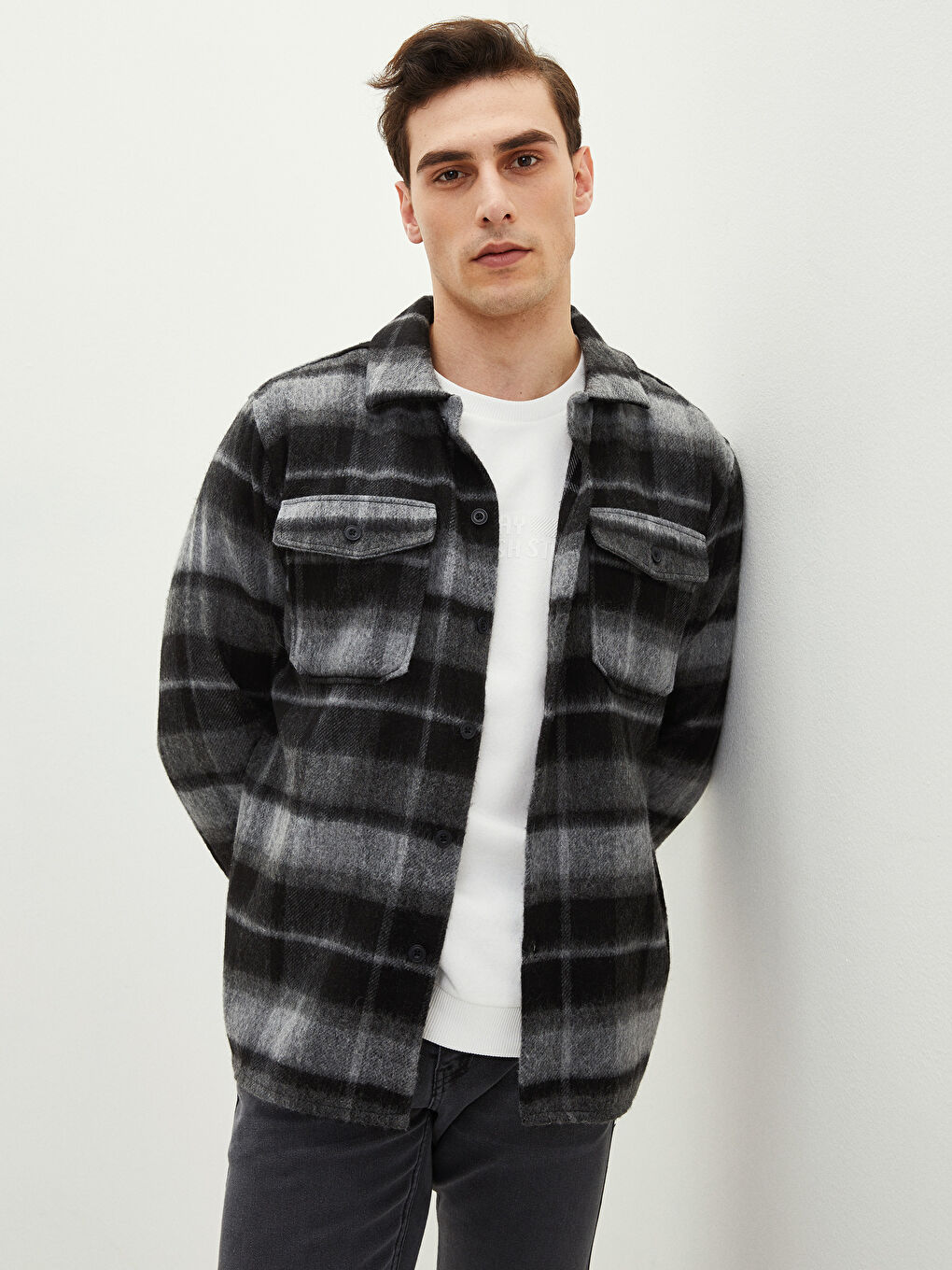 Relaxed Fit Long Sleeve Plaid Men's Lumberjack Shirt Jacket-2