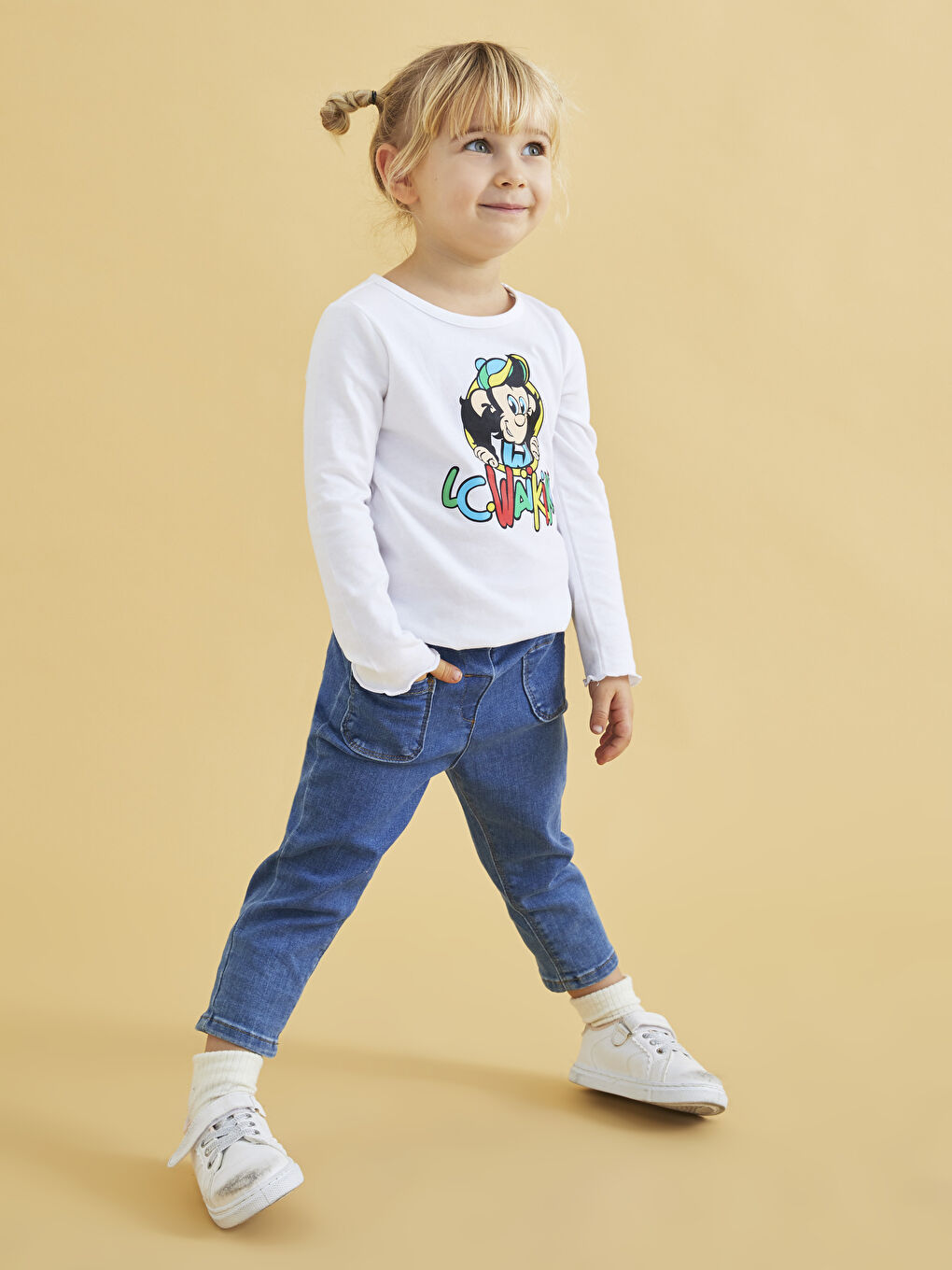 Ekru Bisiklet Yaka Uzun Kollu Nostaljik Maymun Baskılı Kız Bebek Tişört