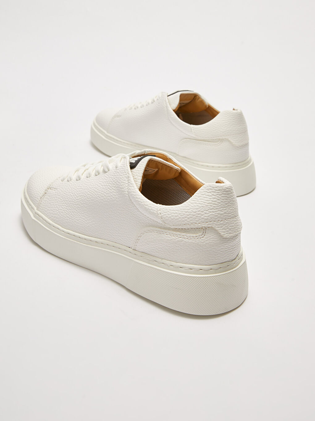 Beyaz Deri Görünümlü Bağcıklı Erkek Spor Ayakkabı-5